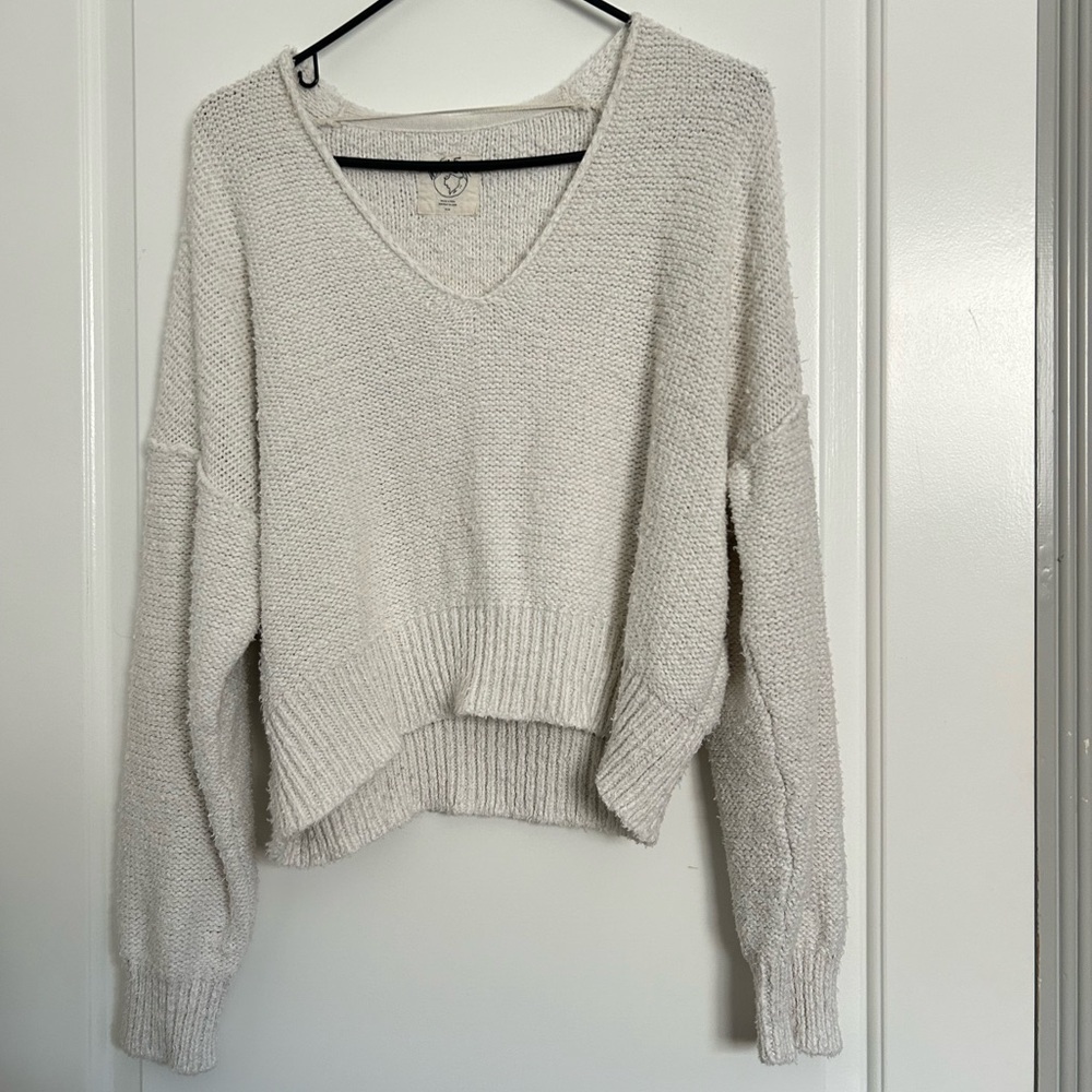 We The Free Cream V-Neck Chunky Knit Sweater size medium relaxed boho laggenlook